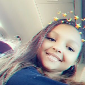 Meet your Posher, Destini